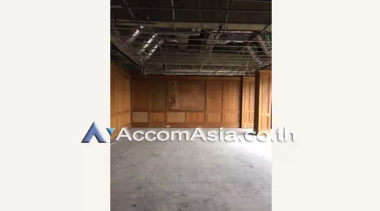  Office space For Rent in Dusit, Bangkok  (AA15886)